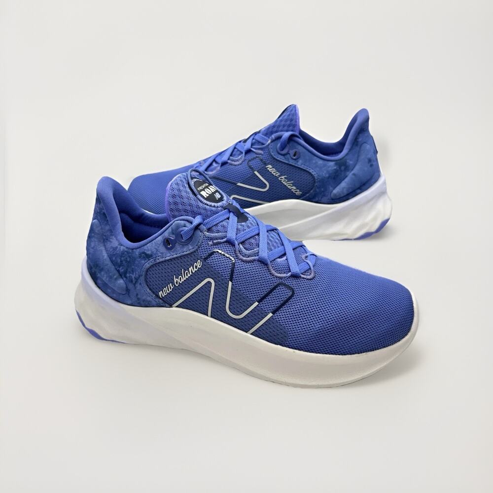New Balance Women's Fresh Foam Roav V2 Blue Running Shoe | Size 8 (6.5 Men)